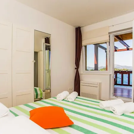 Dom Villa Putnikovic